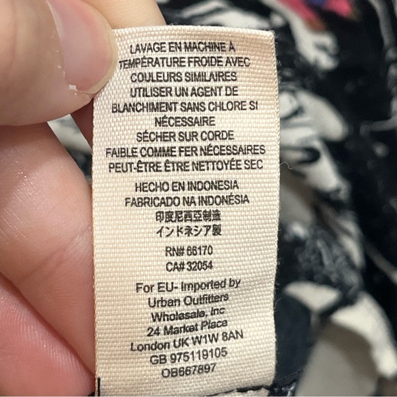 Free People Black Print Drift Away Tunic Mini Dress Sz Small Cold Shoulder Flowy - Picture 13 of 13